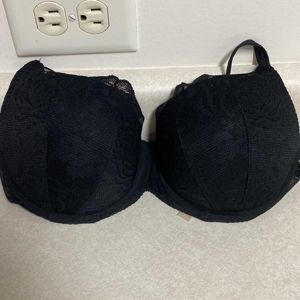 Victoria’s Secret Pink Bra 32DD